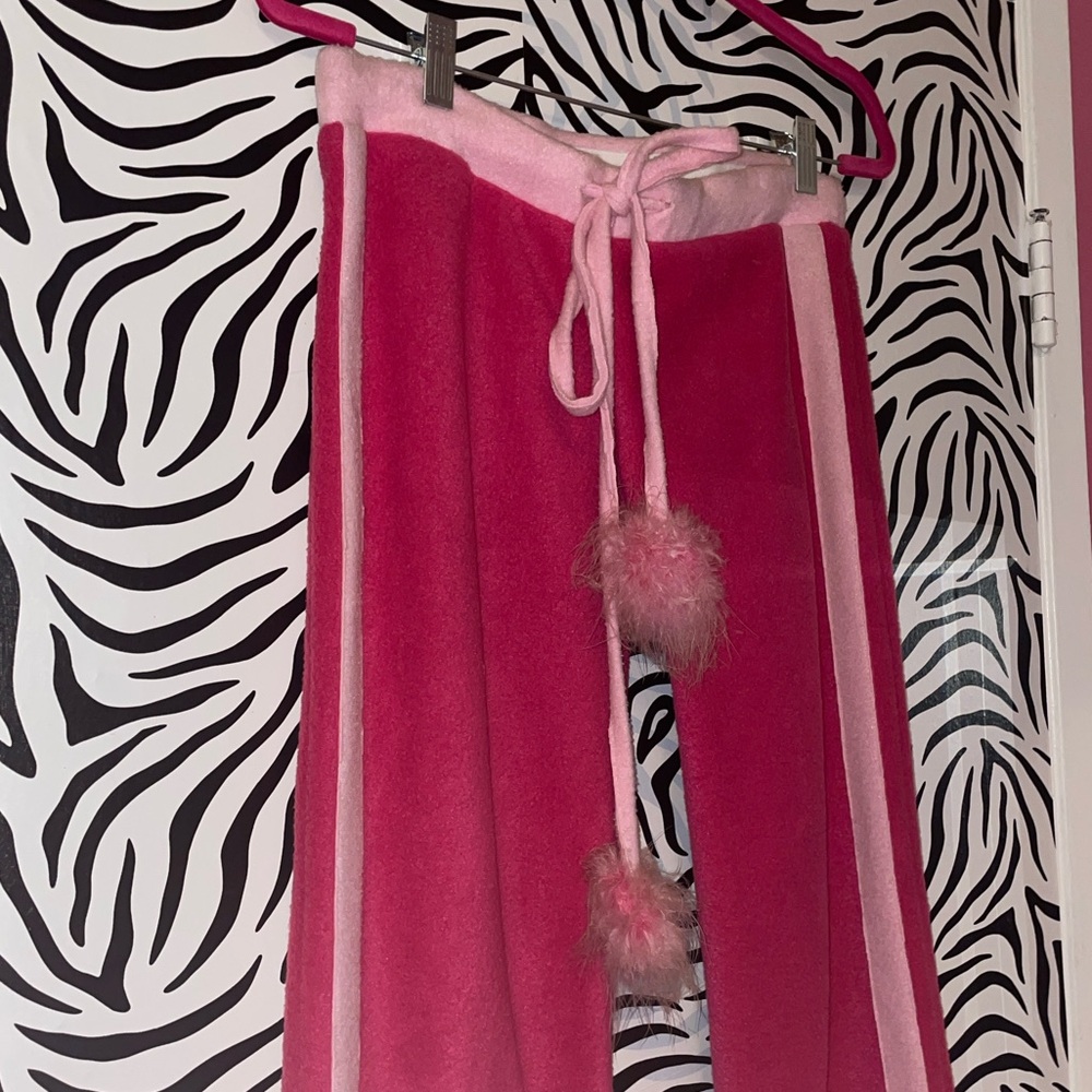 Trashy Lingerie sweatpants - Picture 9 of 12